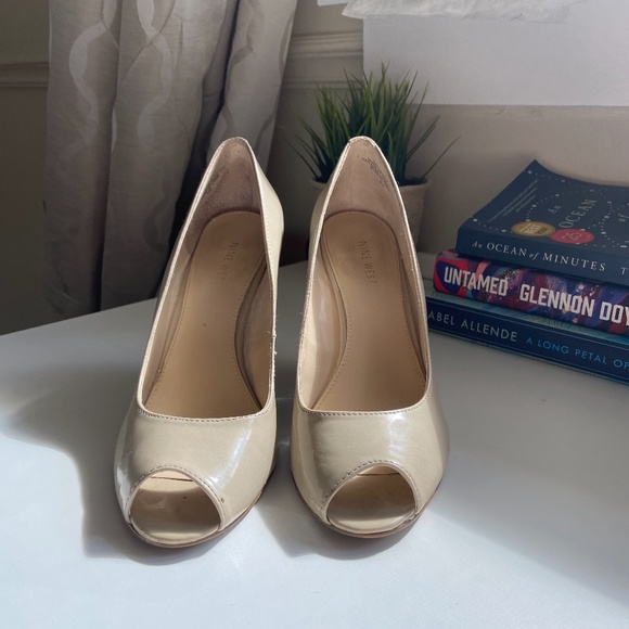 Nude Peep-Toe Nine West Wedges - Picture 2 of 9